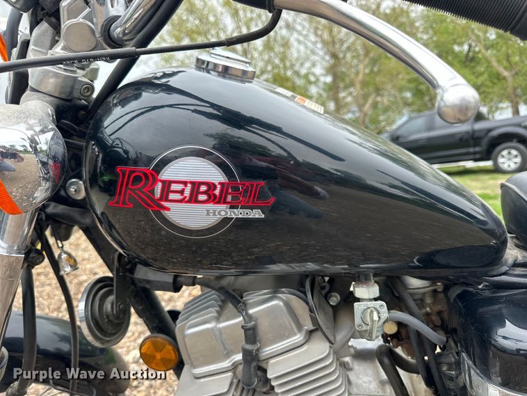 image for item OE9171 2000 Honda CMX250C motorcycle