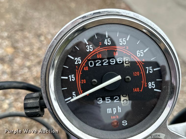 image for item OE9171 2000 Honda CMX250C motorcycle