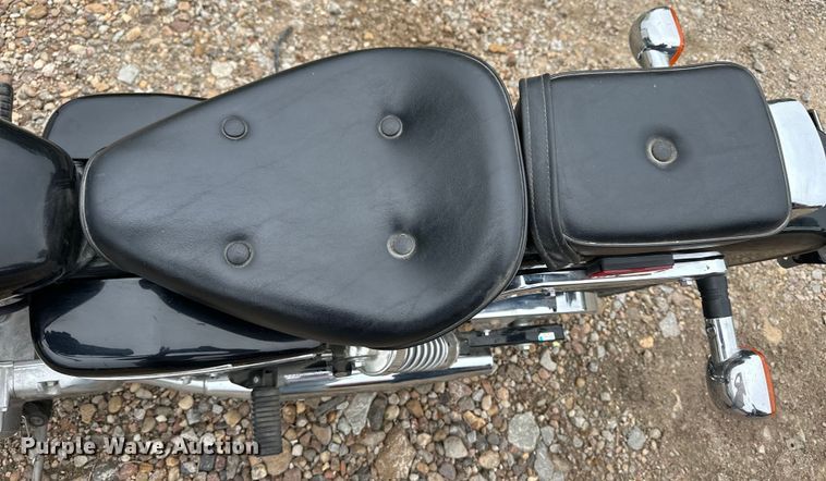 image for item OE9171 2000 Honda CMX250C motorcycle
