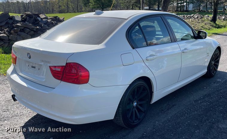 image for item OG9909 2011 BMW 328i 