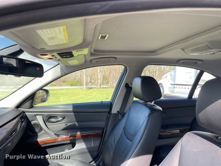 image for item OG9909 2011 BMW 328i 