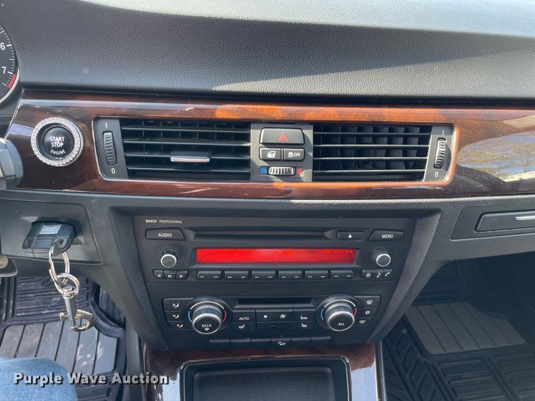 image for item OG9909 2011 BMW 328i 