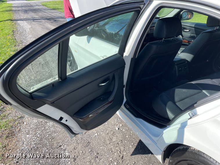 image for item OG9909 2011 BMW 328i 