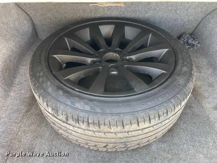 image for item OG9909 2011 BMW 328i 