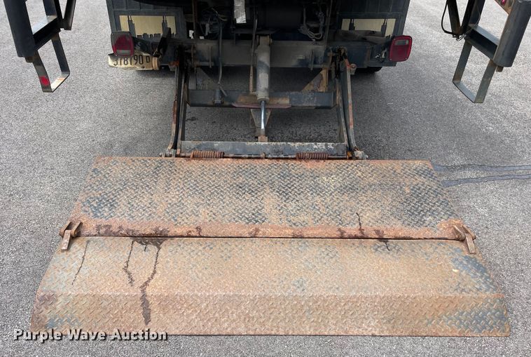 image for item OG9915 2014 Ford  F450XL Superduty  flatbed truck