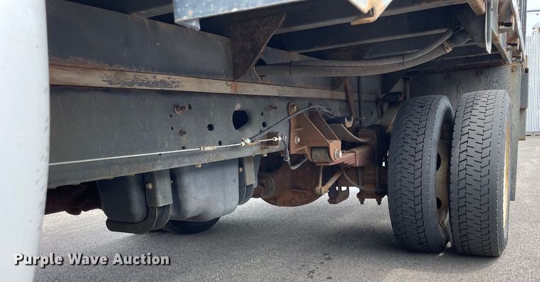 image for item OG9915 2014 Ford  F450XL Superduty  flatbed truck