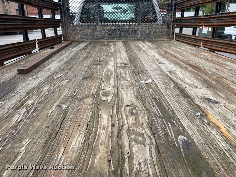 image for item OG9915 2014 Ford  F450XL Superduty  flatbed truck