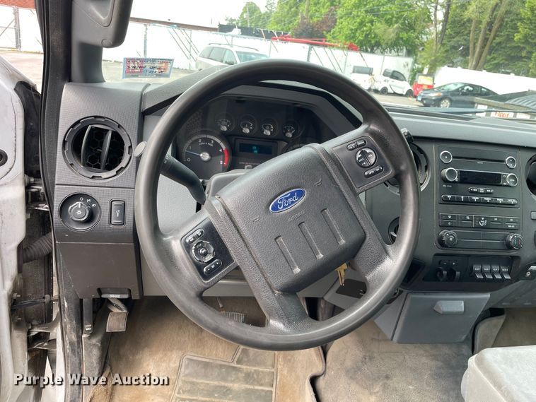 image for item OG9915 2014 Ford  F450XL Superduty  flatbed truck