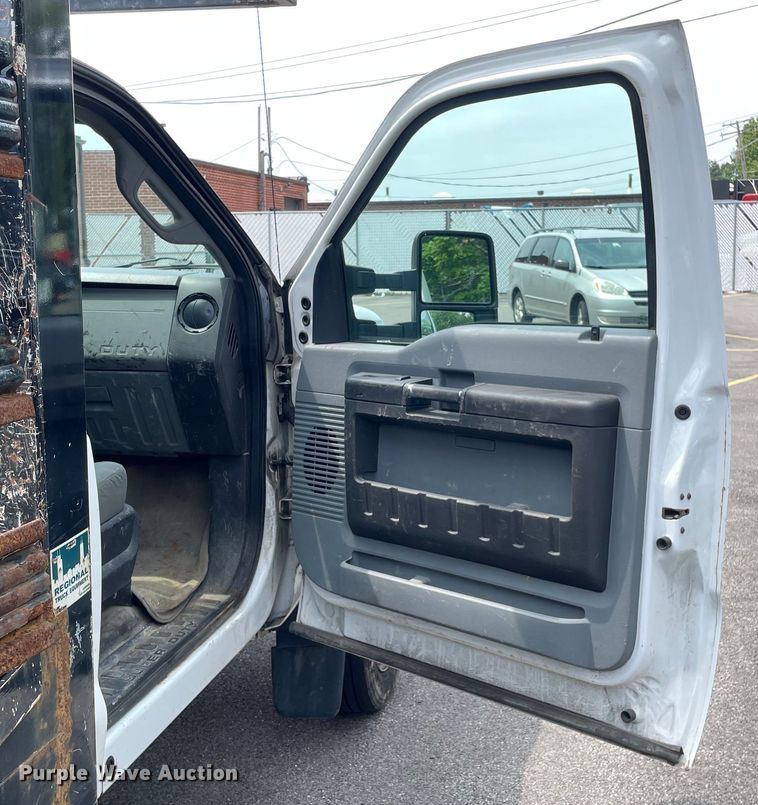 image for item OG9915 2014 Ford  F450XL Superduty  flatbed truck