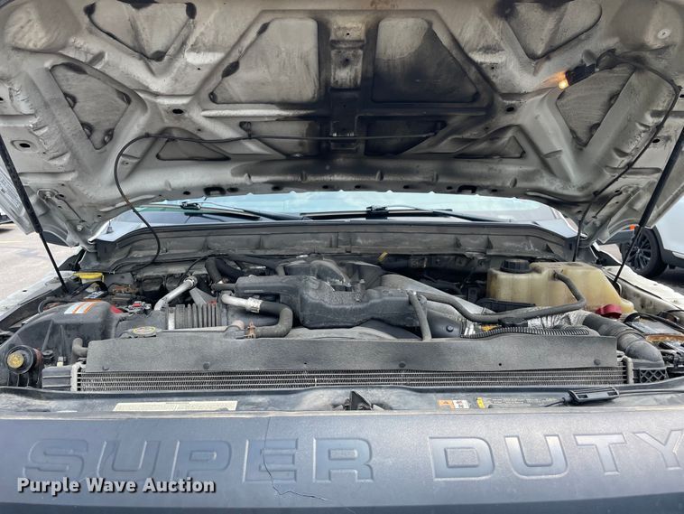 image for item OG9915 2014 Ford  F450XL Superduty  flatbed truck