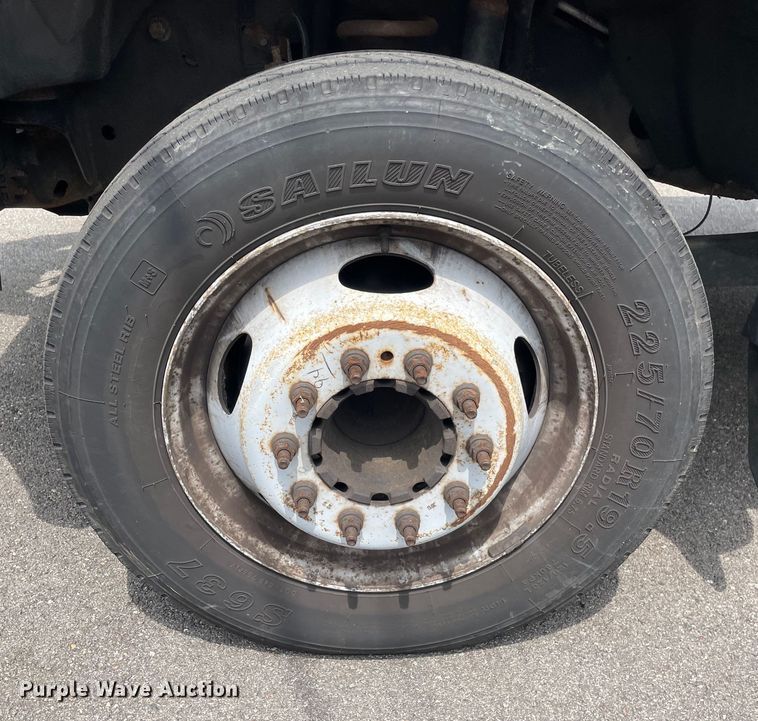 image for item OG9915 2014 Ford  F450XL Superduty  flatbed truck