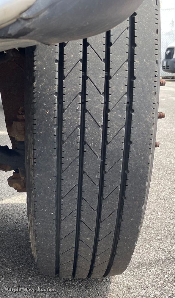 image for item OG9915 2014 Ford  F450XL Superduty  flatbed truck