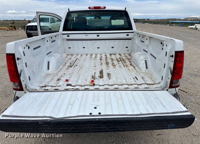 image for item OI9059 2012 GMC Sierra 1500 Ext. Cab pickup truck