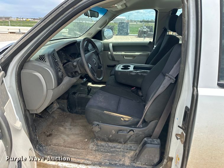 image for item OI9059 2012 GMC Sierra 1500 Ext. Cab pickup truck