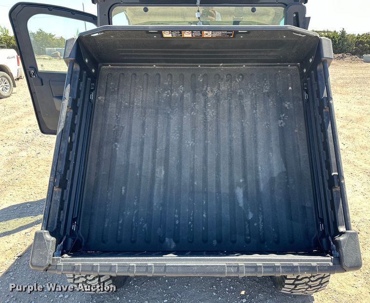 image for item OI9063 2023 John Deere XUV835R utility vehicle