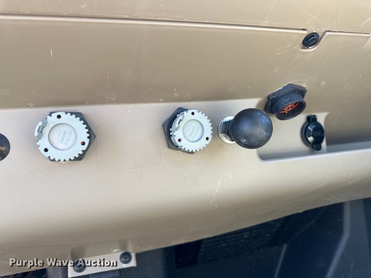 image for item OI9063 2023 John Deere XUV835R utility vehicle