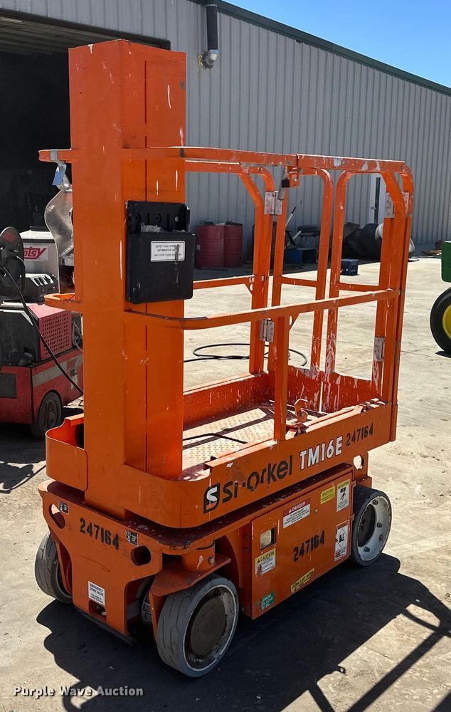 image for item OI9071 2020 Snorkel TM16E scissor lift