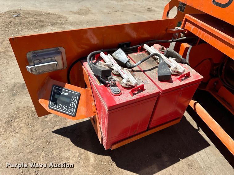image for item OI9071 2020 Snorkel TM16E scissor lift