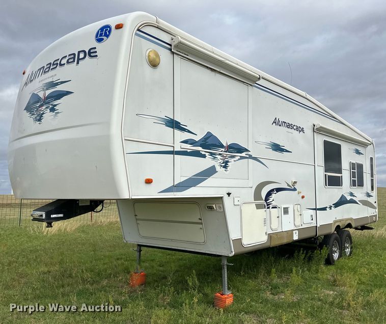 image for item OI9073 2005 Holiday Rambler Alumascape camper