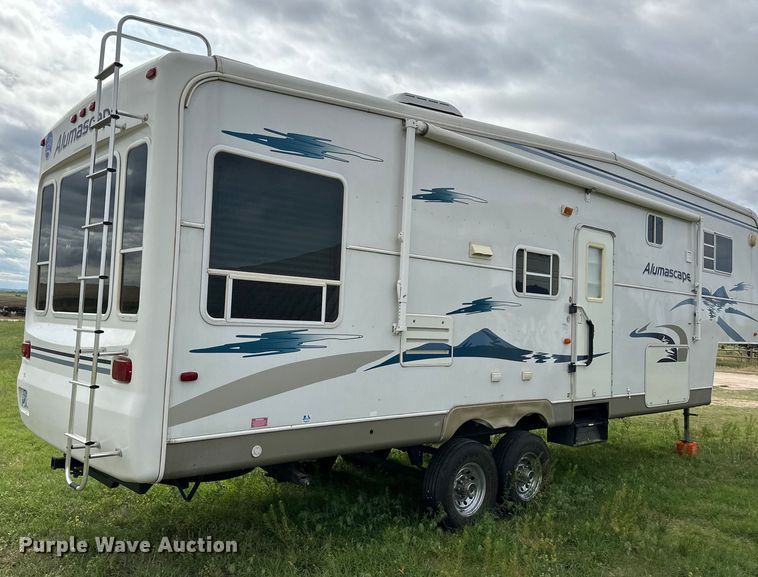 image for item OI9073 2005 Holiday Rambler Alumascape camper