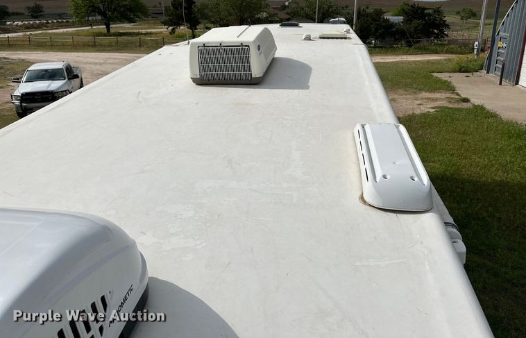 image for item OI9073 2005 Holiday Rambler Alumascape camper