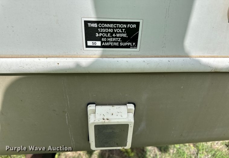 image for item OI9073 2005 Holiday Rambler Alumascape camper