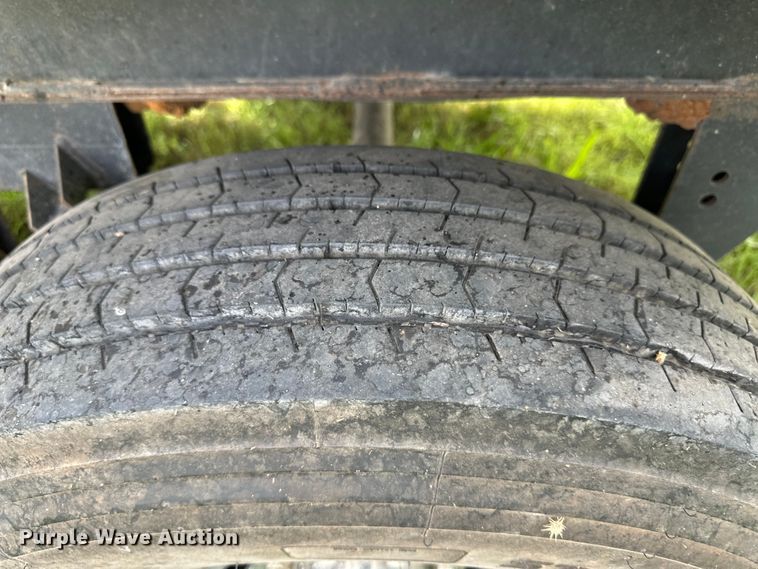 image for item OI9073 2005 Holiday Rambler Alumascape camper