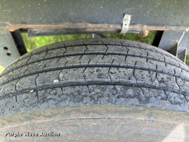 image for item OI9073 2005 Holiday Rambler Alumascape camper