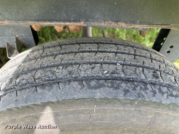 image for item OI9073 2005 Holiday Rambler Alumascape camper