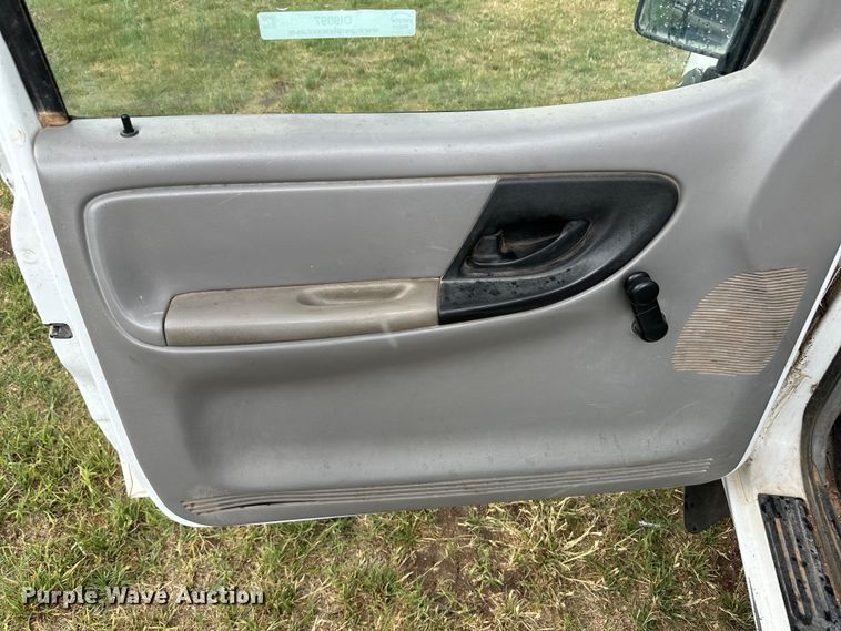 image for item OI9097 1996 Ford Ranger XL pickup truck