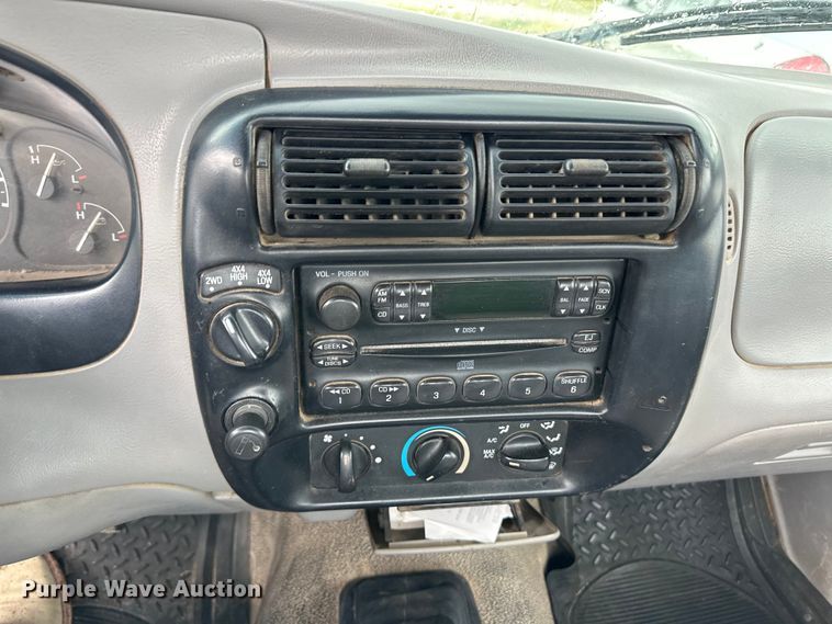 image for item OI9097 1996 Ford Ranger XL pickup truck