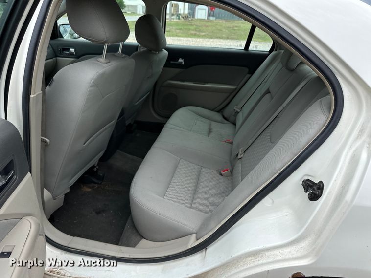 image for item OI9099 2012 Ford Fusion SE 