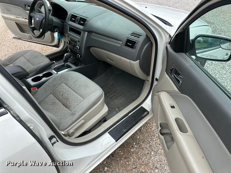 image for item OI9099 2012 Ford Fusion SE 