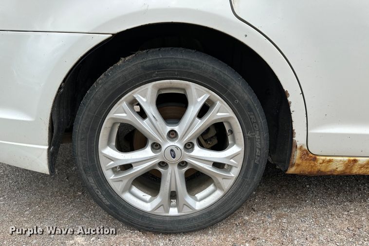 image for item OI9099 2012 Ford Fusion SE 