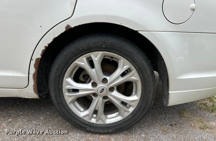 image for item OI9099 2012 Ford Fusion SE 