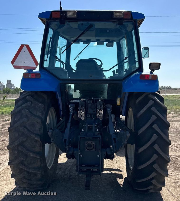 image for item OI9123 1997 Ford New Holland 8160 tractor