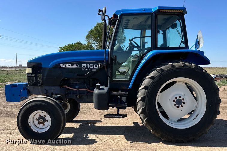 image for item OI9123 1997 Ford New Holland 8160 tractor