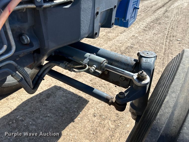 image for item OI9123 1997 Ford New Holland 8160 tractor