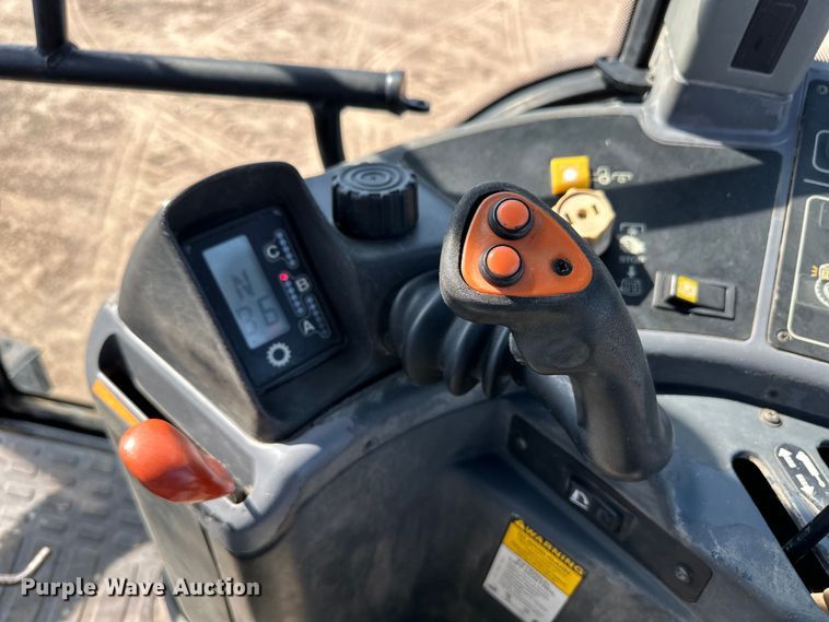 image for item OI9123 1997 Ford New Holland 8160 tractor