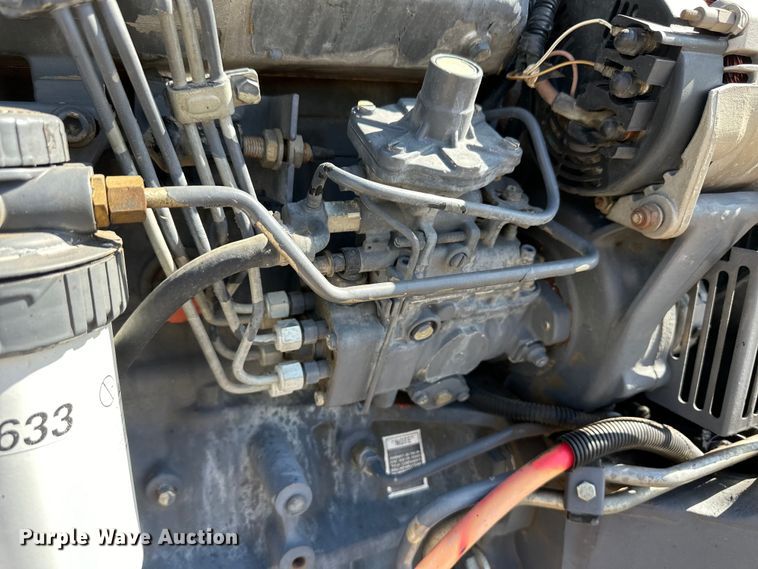 image for item OI9123 1997 Ford New Holland 8160 tractor