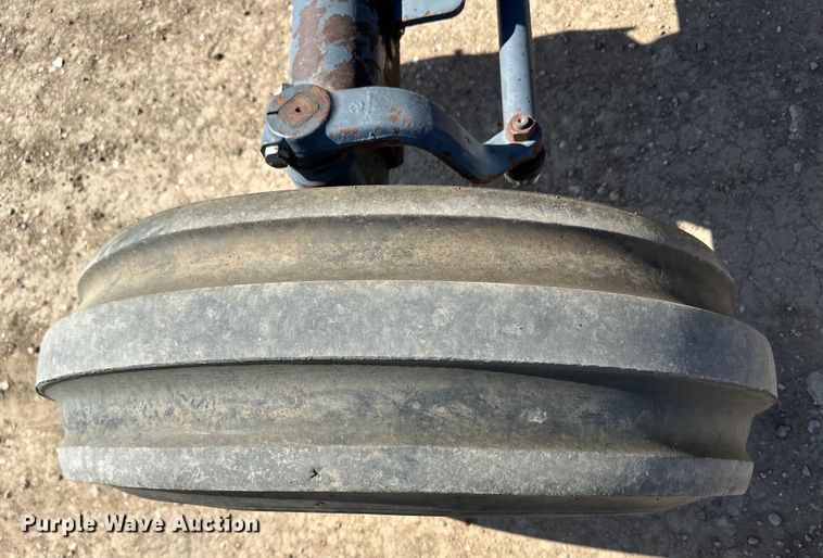 image for item OI9123 1997 Ford New Holland 8160 tractor