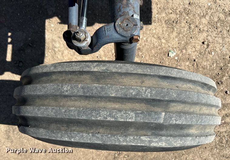 image for item OI9123 1997 Ford New Holland 8160 tractor