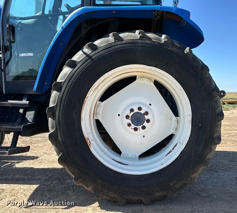 image for item OI9123 1997 Ford New Holland 8160 tractor