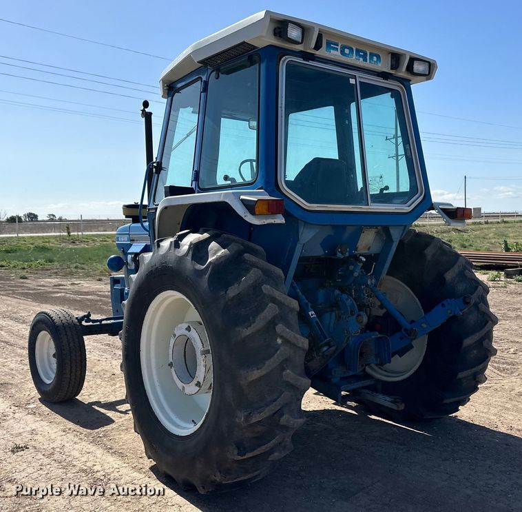 image for item OI9124 1990 Ford 6610 tractor