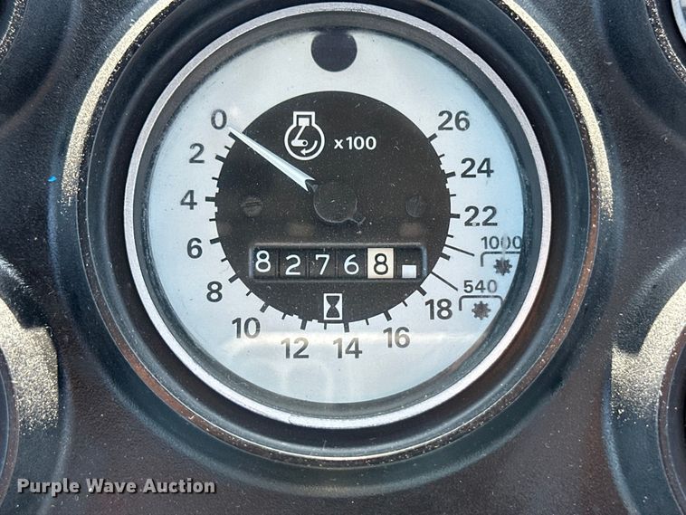 image for item OI9124 1990 Ford 6610 tractor