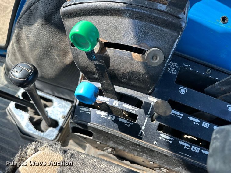 image for item OI9124 1990 Ford 6610 tractor