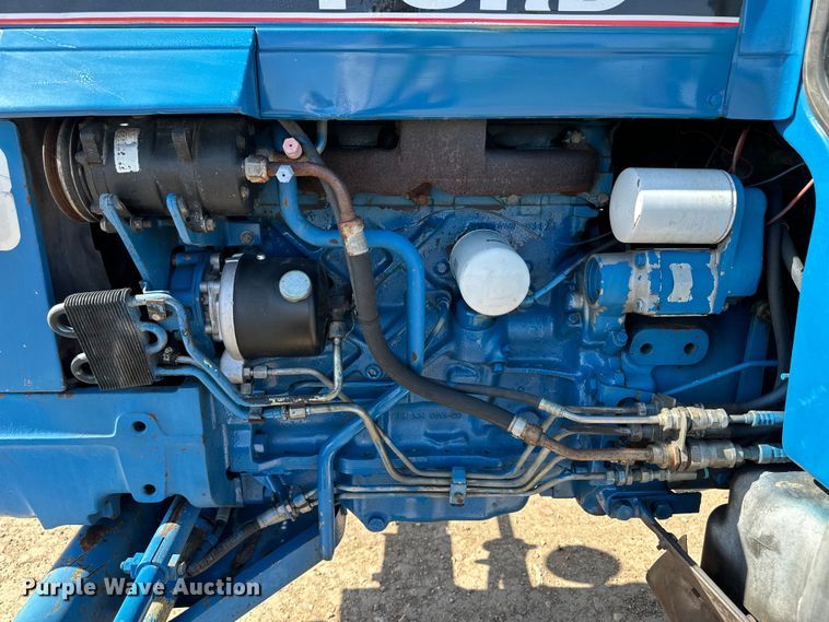 image for item OI9124 1990 Ford 6610 tractor