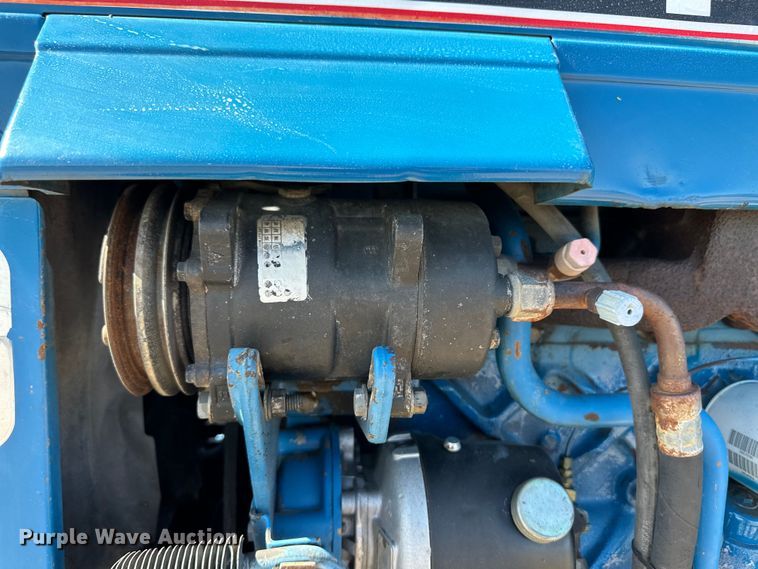 image for item OI9124 1990 Ford 6610 tractor