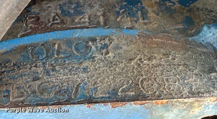 image for item OI9124 1990 Ford 6610 tractor