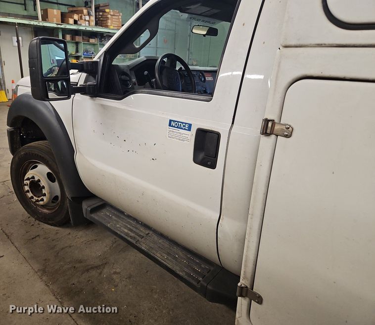 image for item OK9878 2015 Ford F450 Super Duty bucket truck